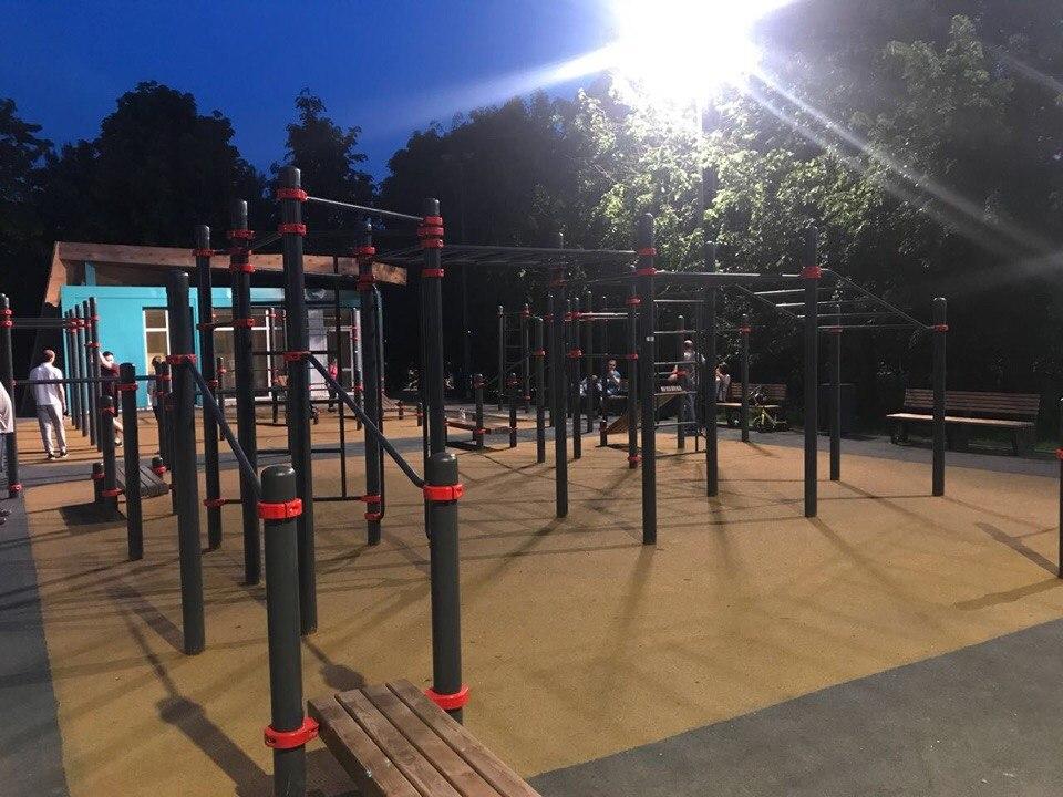 Pull Up Bar at Calisthenics Park at Батайский проезд, Москва – photo 4 of 10