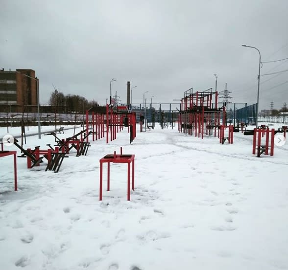 Liegestützgriffe bei Calisthenics Park at Пролетарская набережная, Тула – Foto 5 von 9