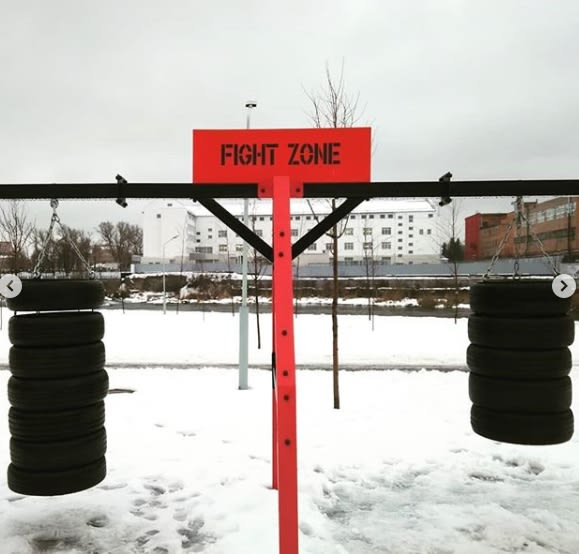 Bauchbank bei Calisthenics Park at Пролетарская набережная, Тула – Foto 6 von 9