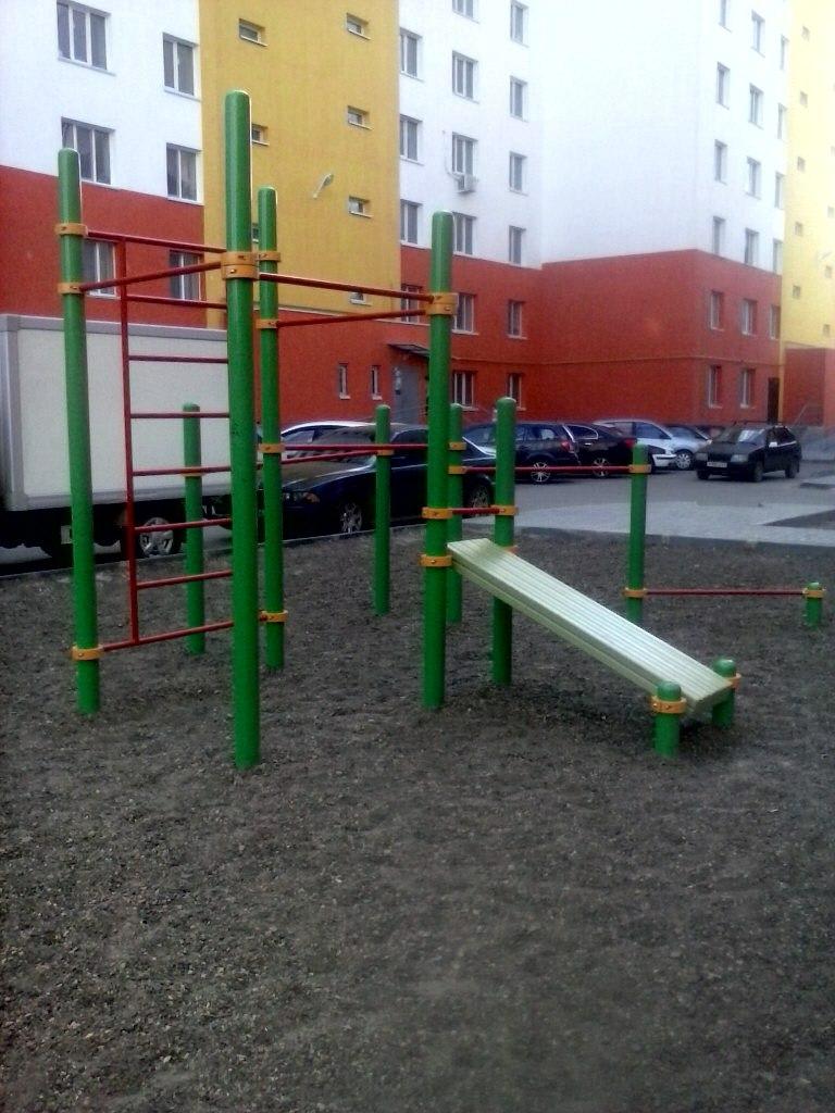 Parallel Gym Bars at Calisthenics Park at Краснодарская улица, Энгельс – photo 1 of 2