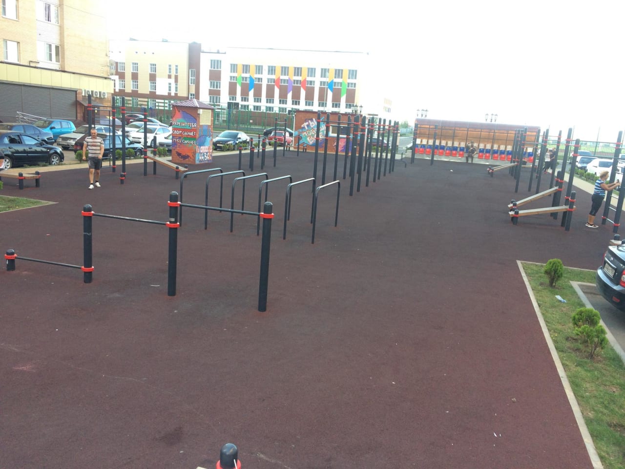 Parallele presso Calisthenics Park at улица Тухачевского, Ставрополь #wp1690 – foto 3 di 4