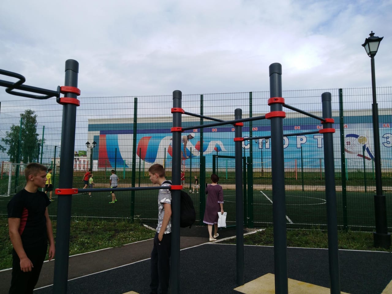 Barren bei Calisthenics Park at Республиканская улица, Саранск – Foto 3 von 3