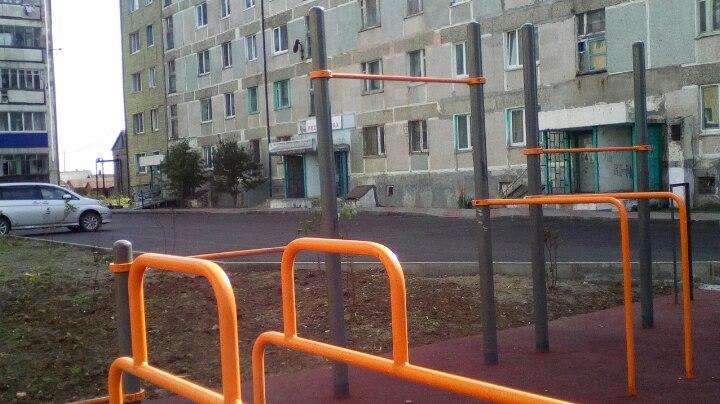 Klimmzugstange bei Calisthenics Park at Восточная улица, Поронайск – Foto 1 von 1