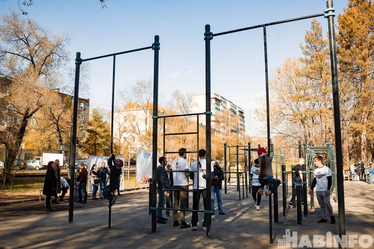 Hangelstange bei Calisthenics Park at Амурский бульвар, Хабаровск – Foto 3 von 3