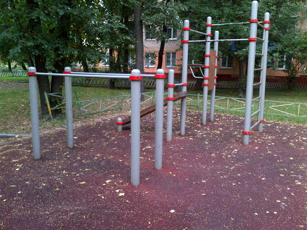 Wall Bars at Calisthenics Park at улица Лестева, Москва – photo 2 of 2