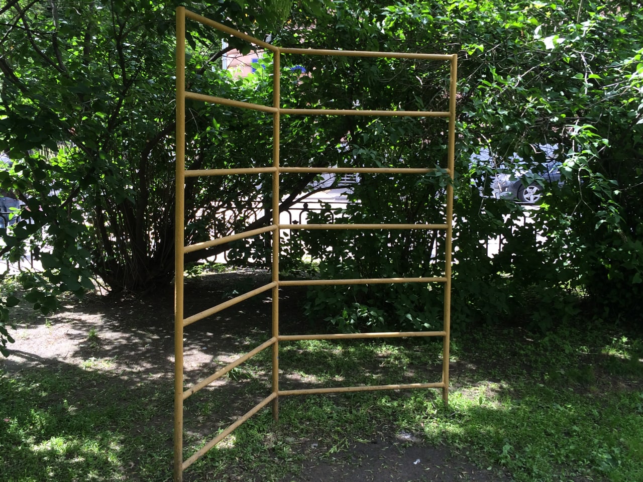 Wall Bars at Calisthenics Park at Петровский бульвар, Москва – photo 3 of 4