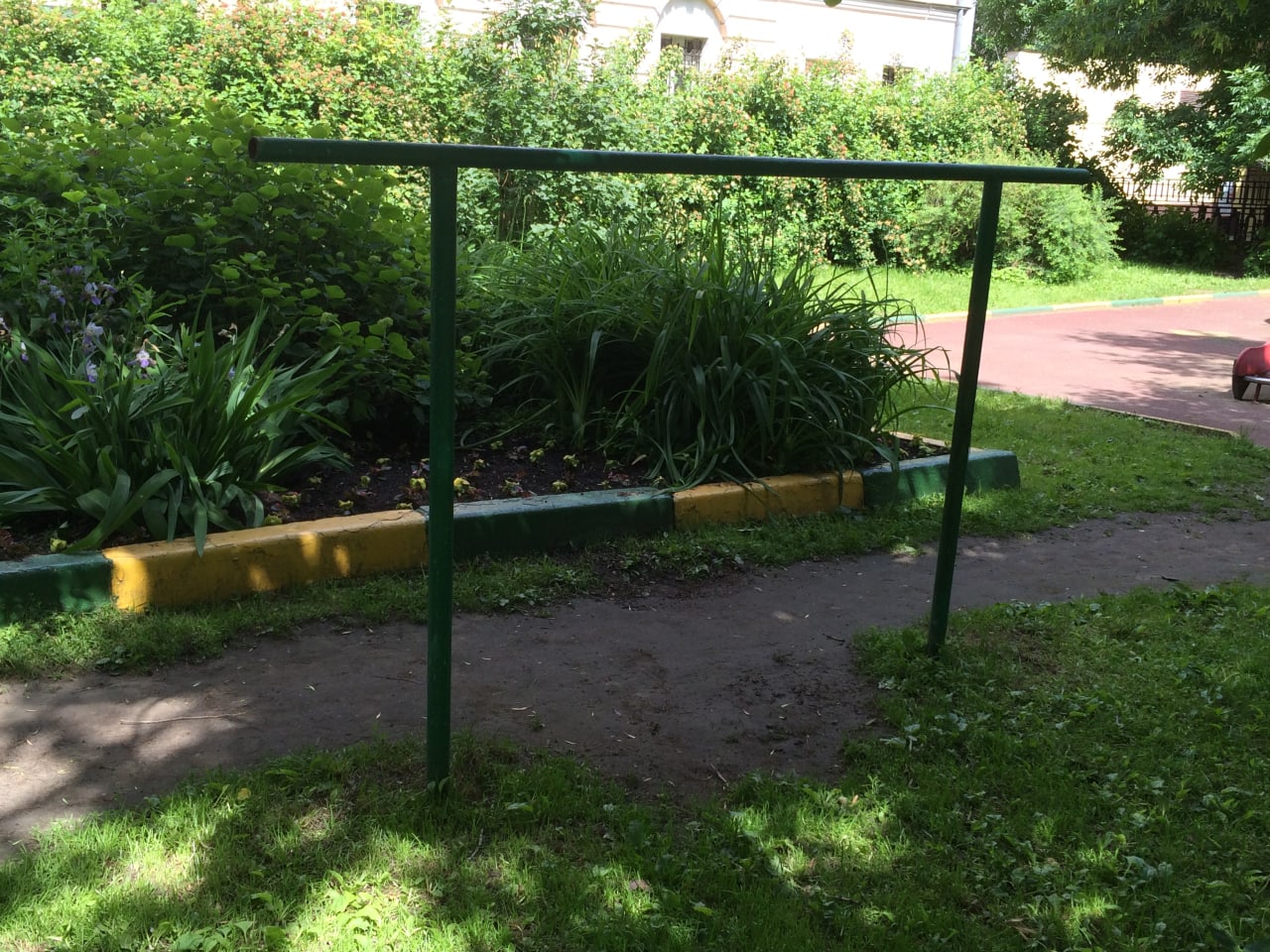 Pull Up Bar at Calisthenics Park at Петровский бульвар, Москва – photo 4 of 4