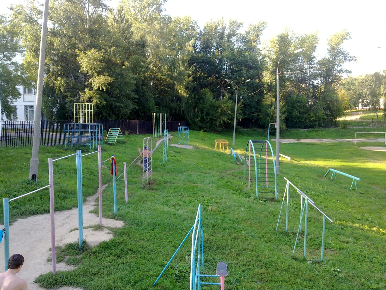 Monkey Bars at Calisthenics Park at Вяземская улица, Москва – photo 2 of 8