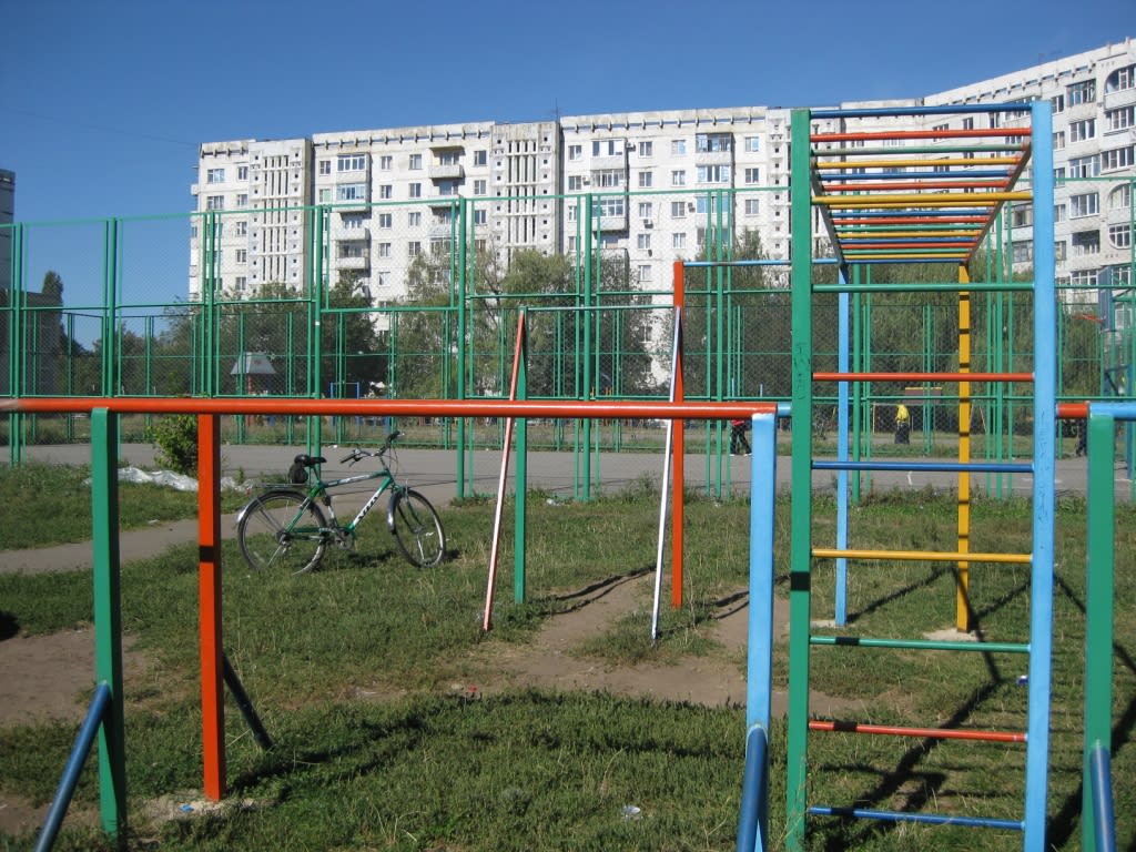 Barren bei Calisthenics Park at улица Бруснева, Ставрополь – Foto 1 von 3