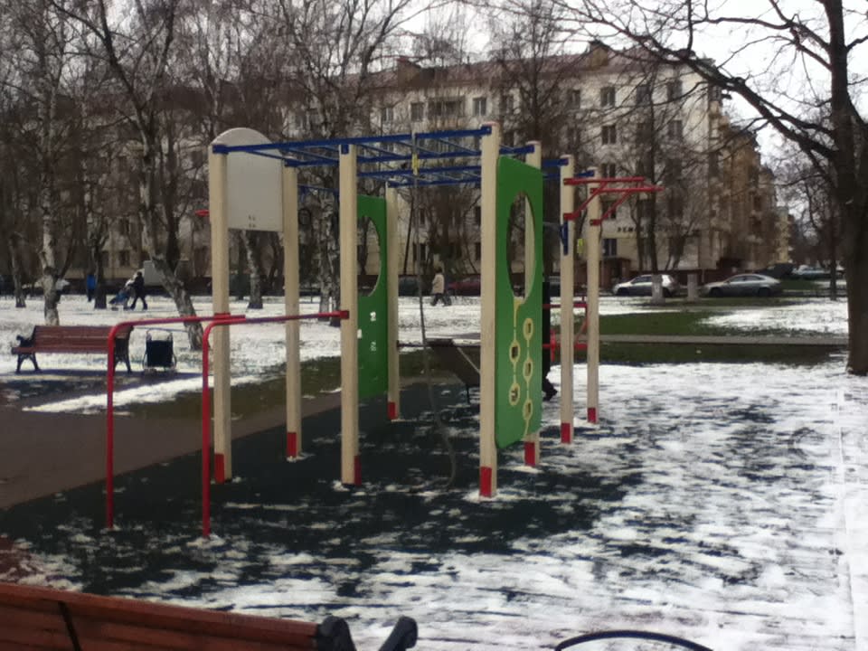 Турник на площадке Calisthenics Park at бульвар Генерала Карбышева, Москва #wp1779 – фото 1 из 3