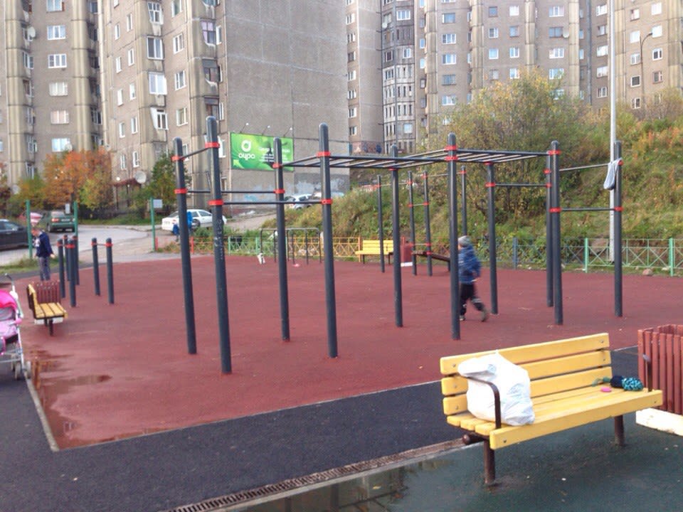 Barren bei Calisthenics Park at Кильдинская улица, Мурманск – Foto 1 von 2