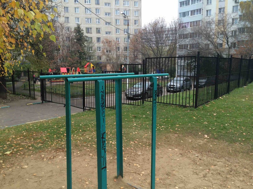 Pull Up Bar at Calisthenics Park at Шипиловская улица, Москва #wp1787 – photo 2 of 3