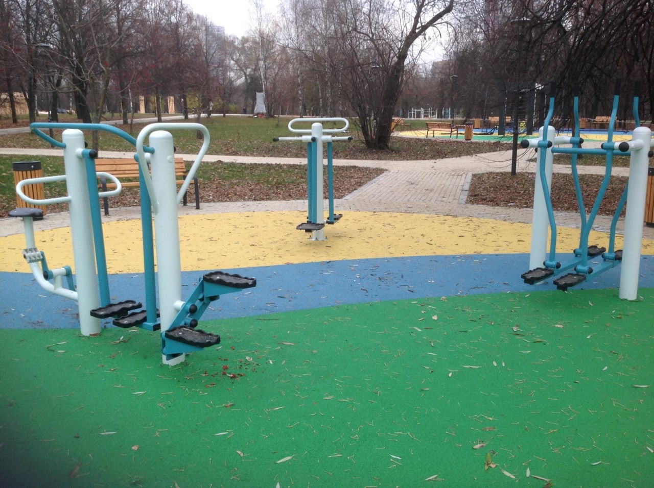 Турник на площадке Calisthenics Park at Сиреневая аллея, Москва – фото 4 из 4