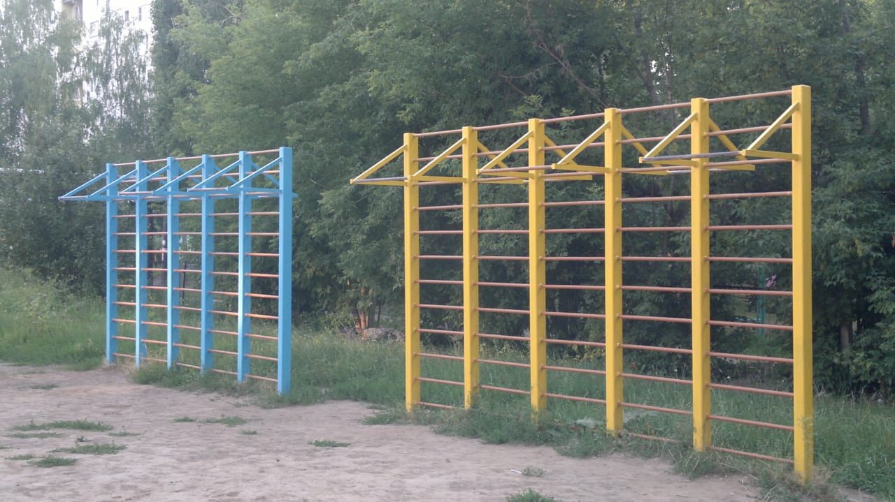 Klimmzugstange bei Calisthenics Park at улица Новосёлов, городской округ Рязань – Foto 3 von 8