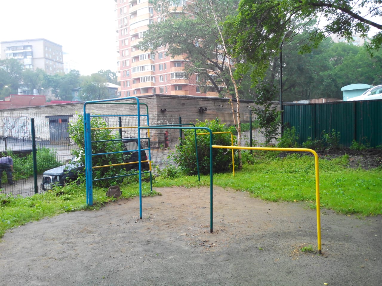 Klimmzugstange bei Calisthenics Park at проспект Красного Знамени, Владивосток – Foto 1 von 2
