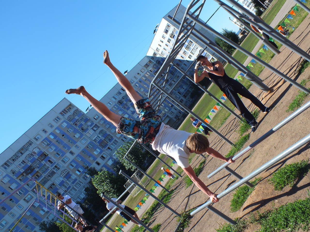 Barren bei Outdoor Gym in Новый город, Набережные Челны – Foto 2 von 2