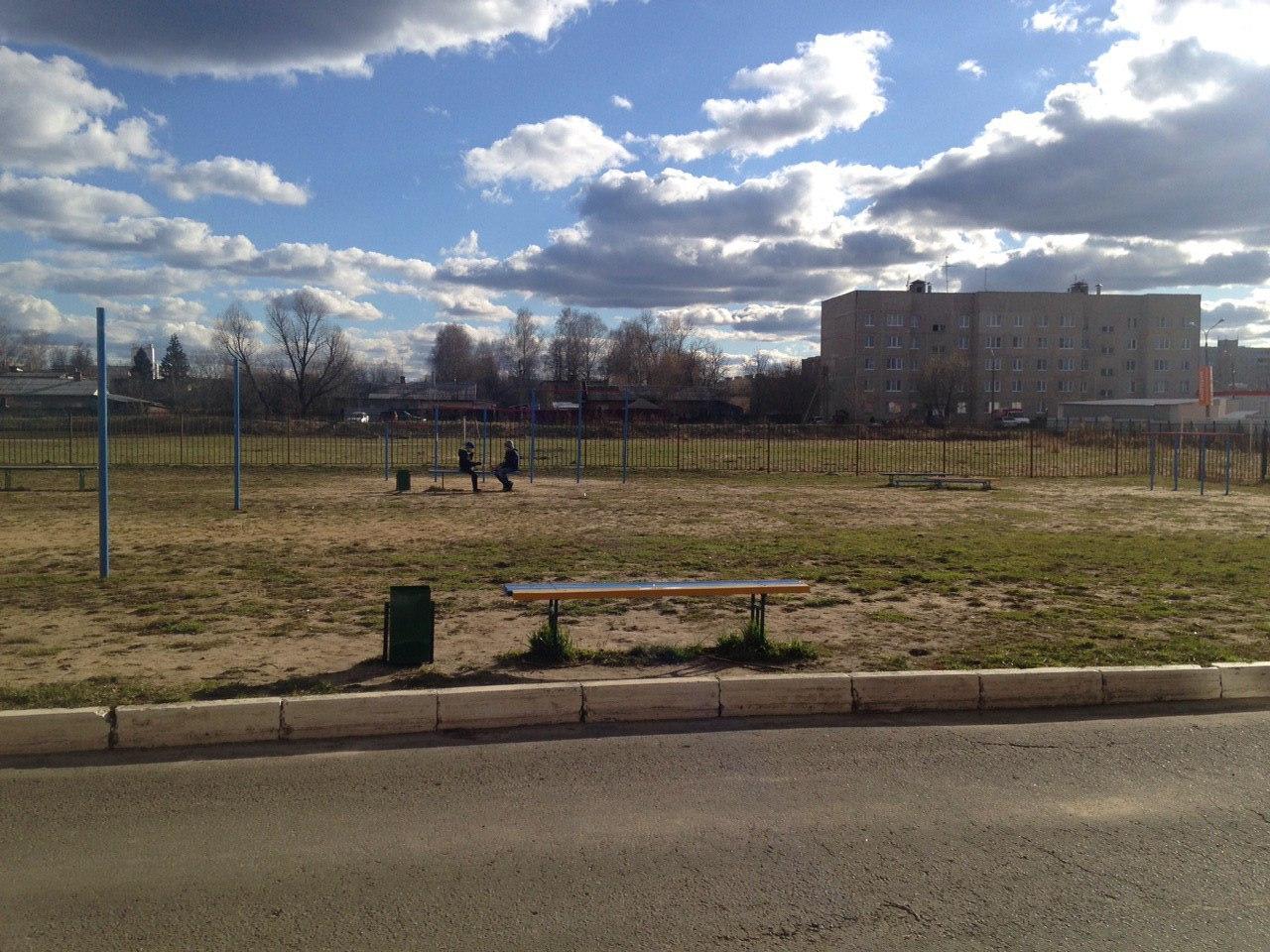 Klimmzugstange bei Calisthenics Park at Спортивная улица, Егорьевск – Foto 6 von 6