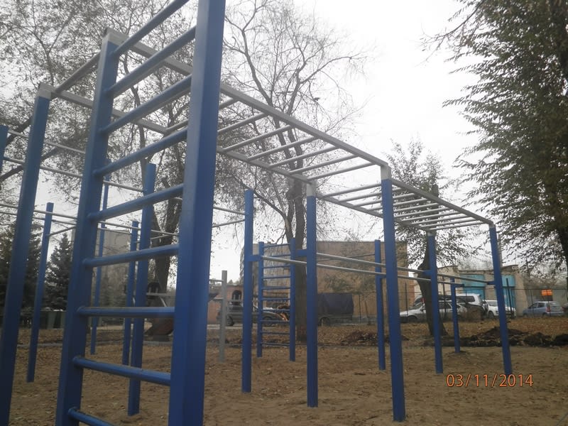 Klimmzugstange bei Calisthenics Park at Аэродромная улица, Самара – Foto 6 von 10