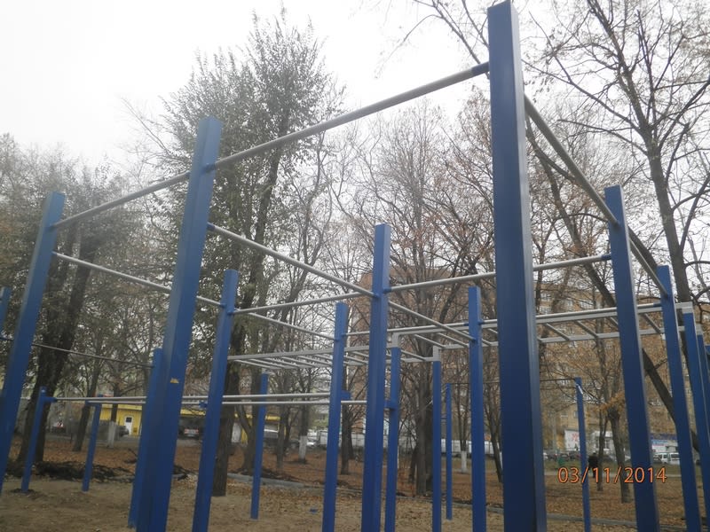 Sprossenwand bei Calisthenics Park at Аэродромная улица, Самара – Foto 4 von 10