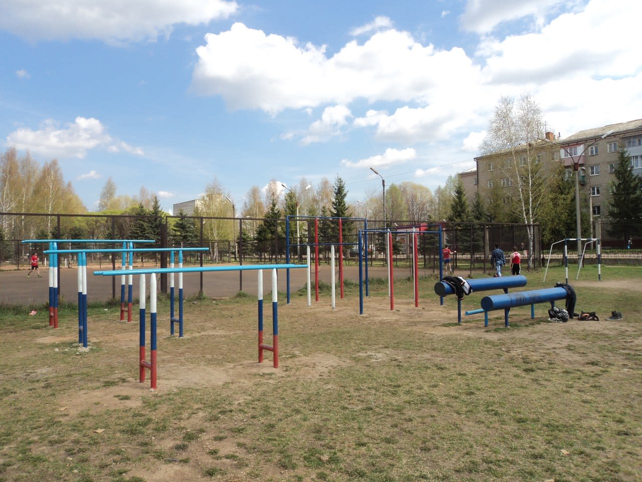 Barren bei Calisthenics Park at улица Герцена, Рыбинск – Foto 2 von 4