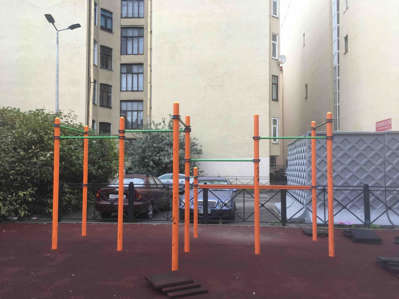 Pull Up Bar at Calisthenics Park at Кронверкская улица, Санкт-Петербург – photo 1 of 5