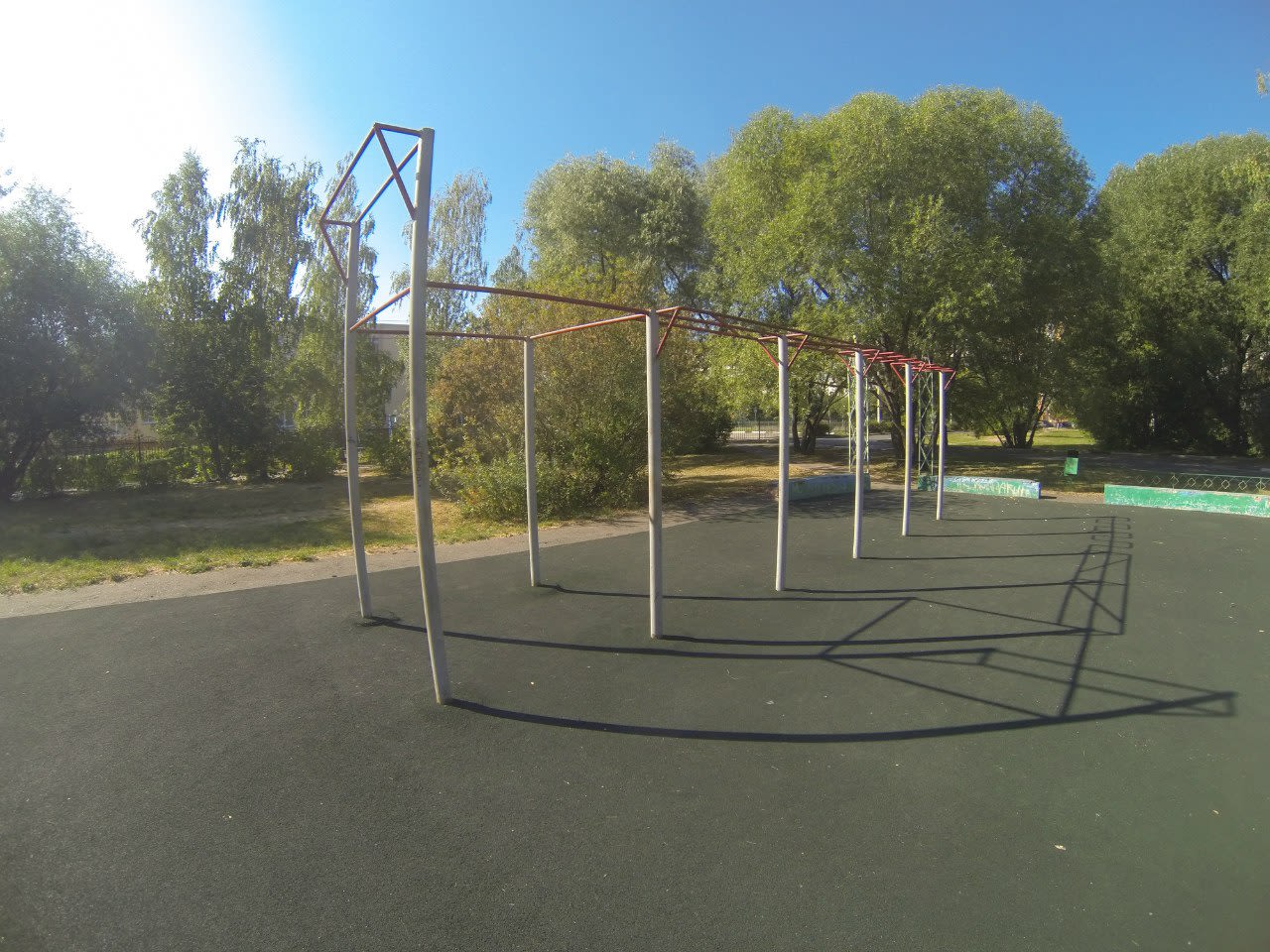 Barren bei Outdoor Gym in микрорайон имени Константина Аверьянова, Дмитров – Foto 2 von 7