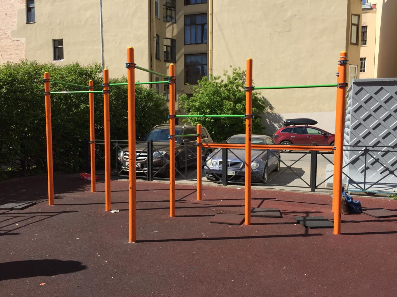 Wall Bars at Calisthenics Park at Кронверкская улица, Санкт-Петербург – photo 4 of 5