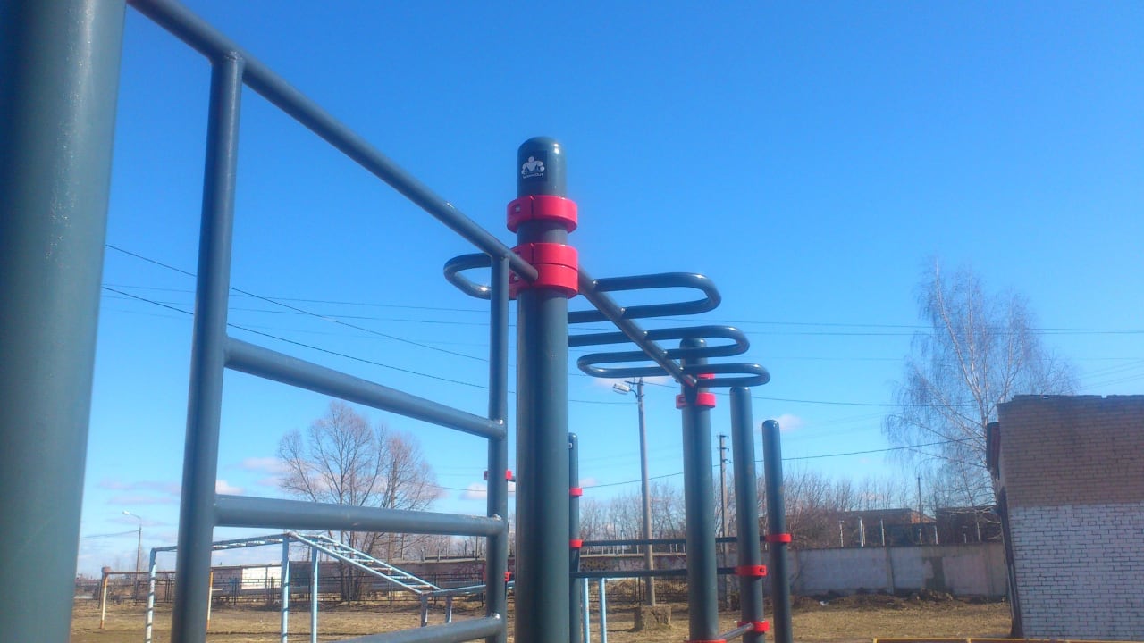 Barren bei Calisthenics Park at 1-я Железнодорожная улица, Можайск – Foto 2 von 3
