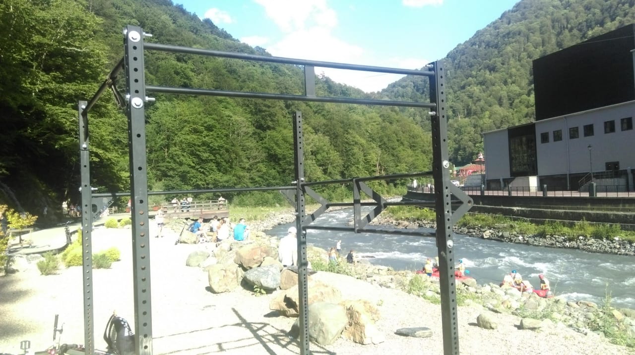 Outdoor Gym in Роза Хутор, Эстосадок – Foto 3 von 6