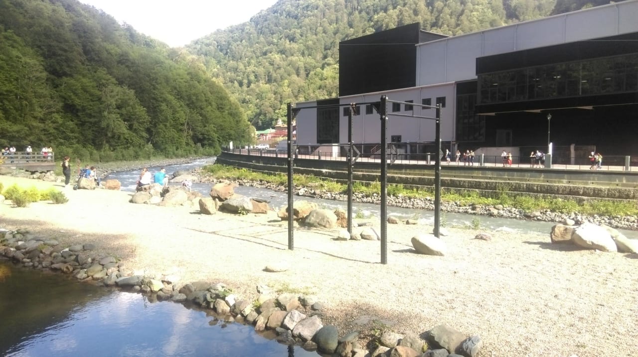 Outdoor Gym in Роза Хутор, Эстосадок – Foto 5 von 6