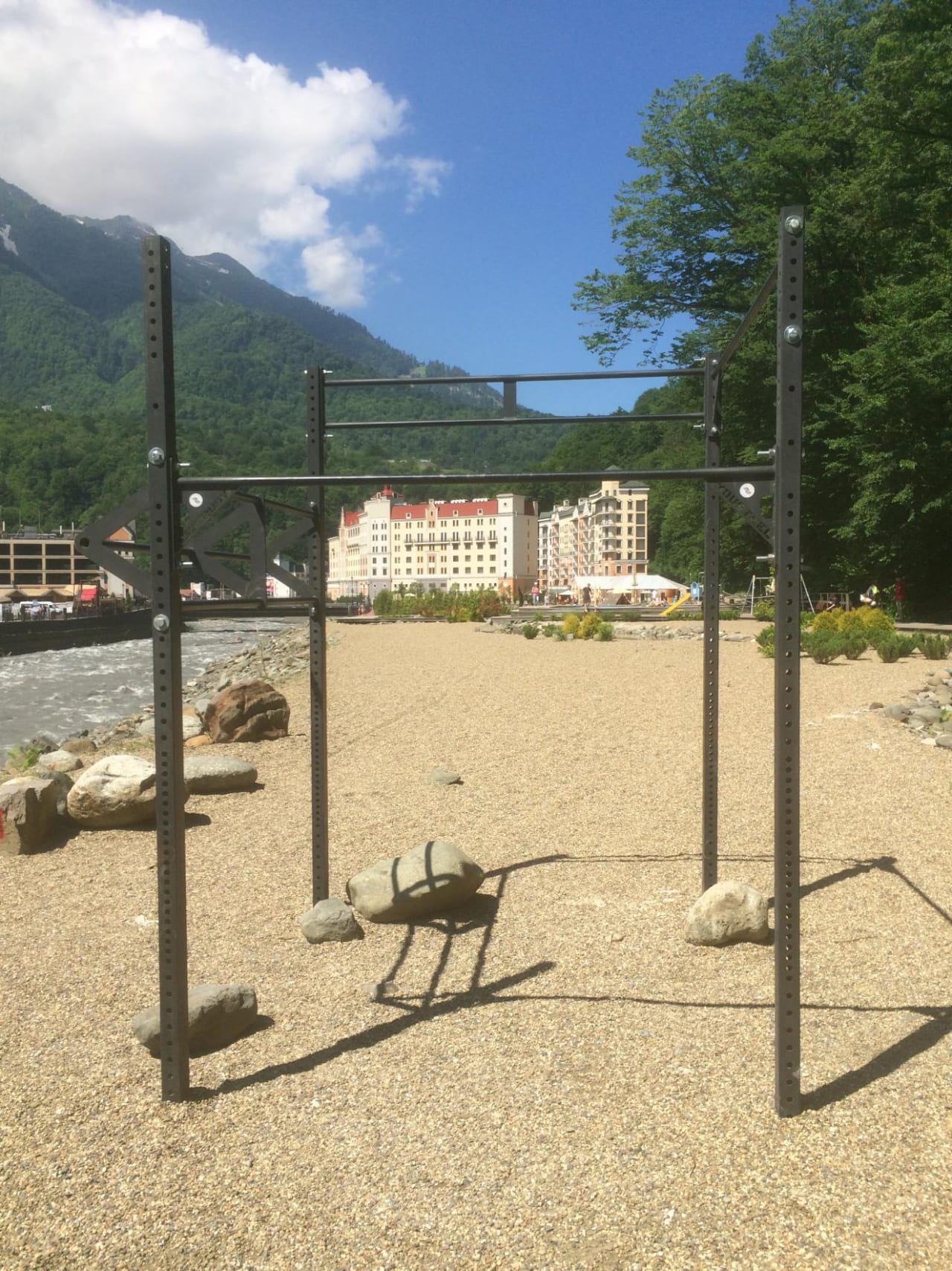 Outdoor Gym in Роза Хутор, Эстосадок – Foto 1 von 6