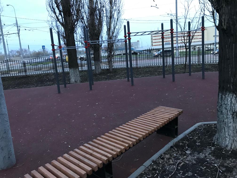Parallel Gym Bars at Calisthenics Park at Южнопортовая улица, Москва – photo 2 of 3