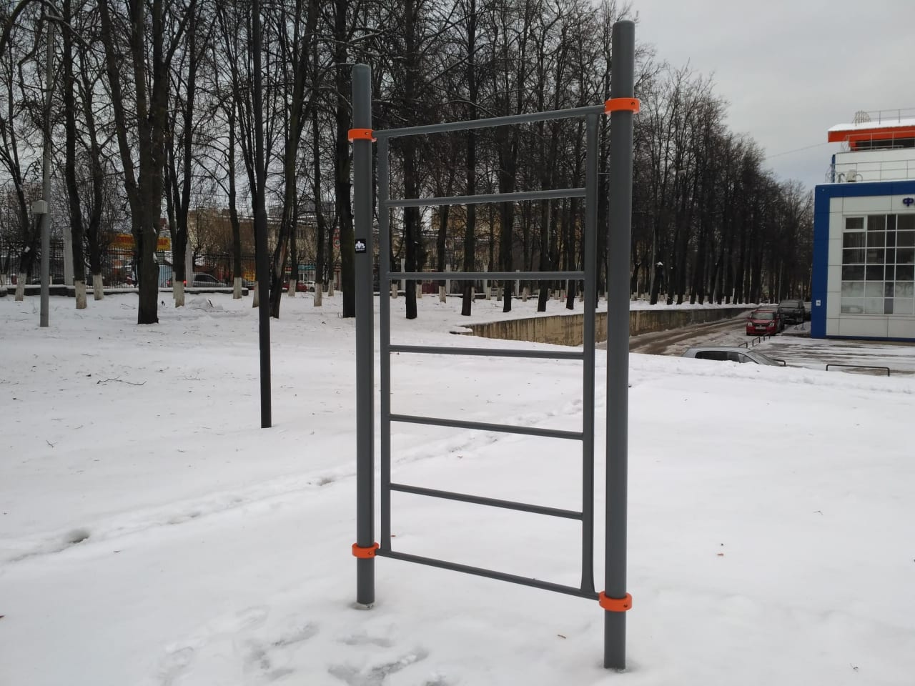 Hangelstange bei Calisthenics Park at улица Мира, Владимир – Foto 3 von 8