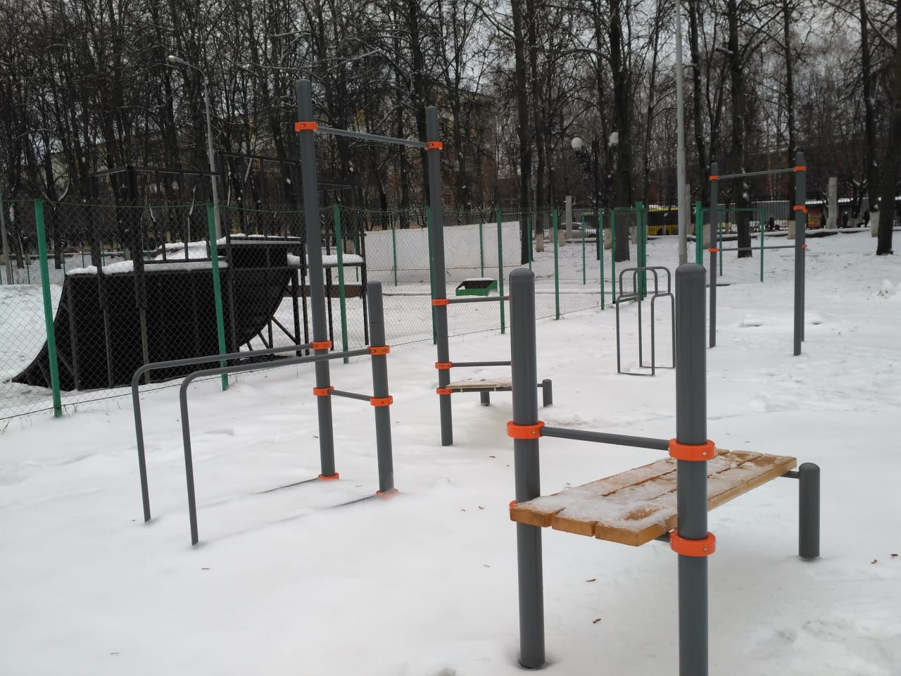 Klimmzugstange bei Calisthenics Park at улица Мира, Владимир – Foto 1 von 8