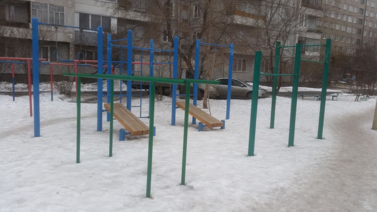 Barren bei Calisthenics Park at Ферганская улица, Красноярск – Foto 2 von 2