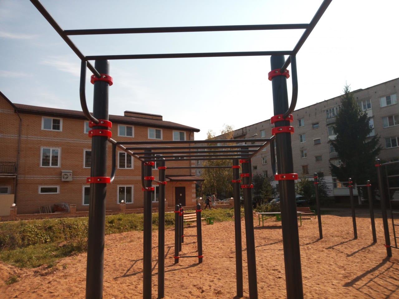 Hangelstange bei Calisthenics Park at Калининское шоссе, городской округ Торжок – Foto 3 von 13