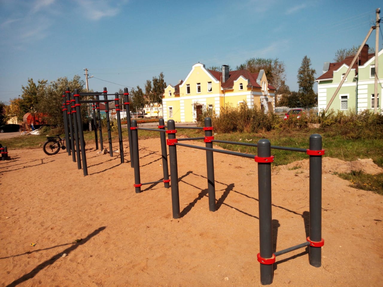 Bauchbank bei Calisthenics Park at Калининское шоссе, городской округ Торжок – Foto 5 von 13
