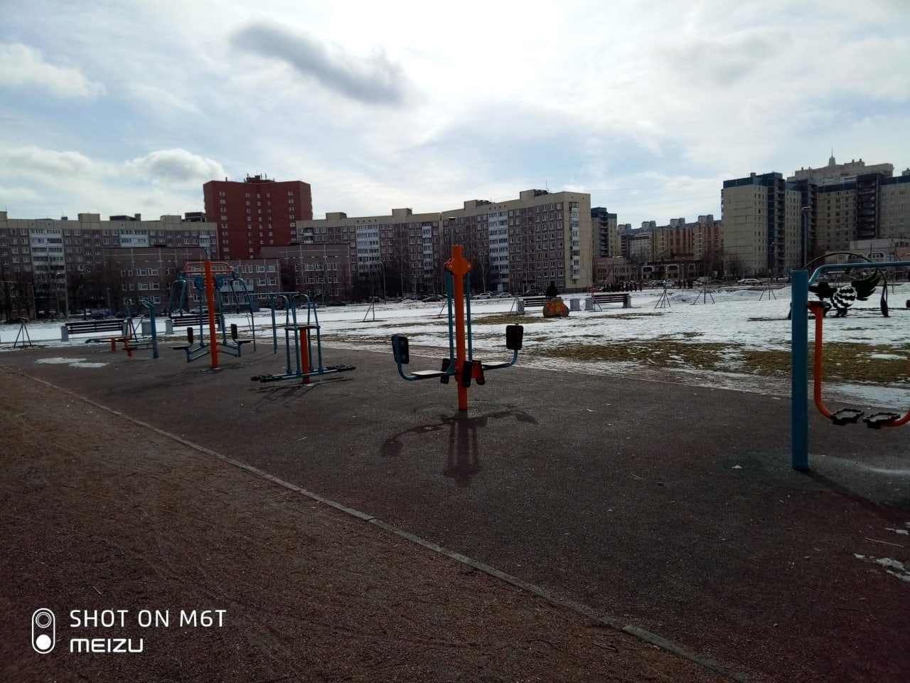 Pull Up Bar at Calisthenics Park at Ольховая улица, Санкт-Петербург – photo 1 of 2