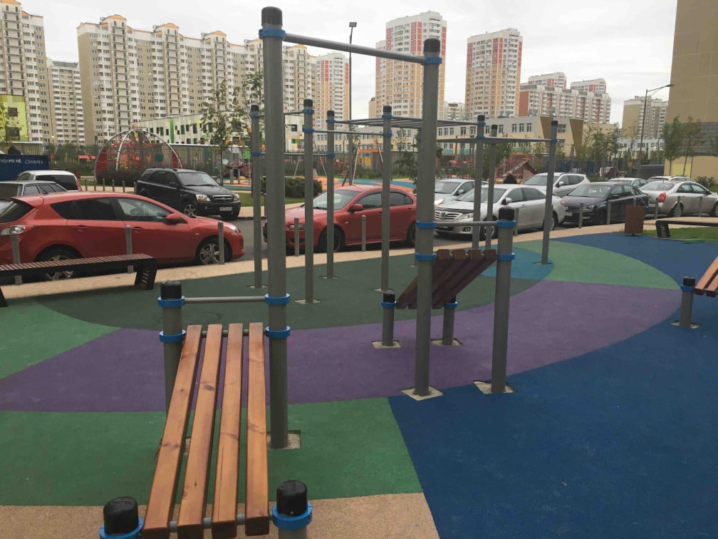 Брусья на площадке Calisthenics Park at улица Бианки, Московский – фото 3 из 4
