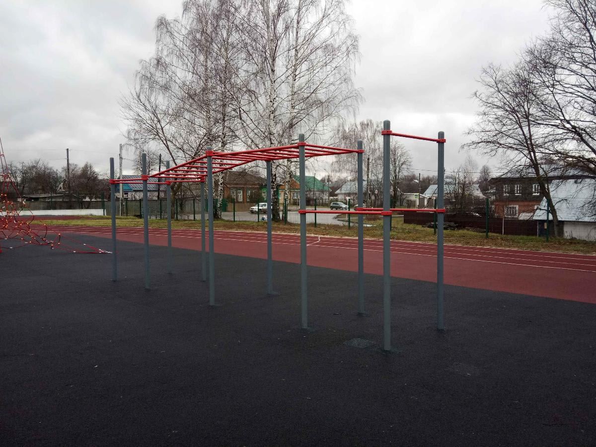 Barren bei Calisthenics Park at Комсомольская улица, Гороховец – Foto 2 von 3