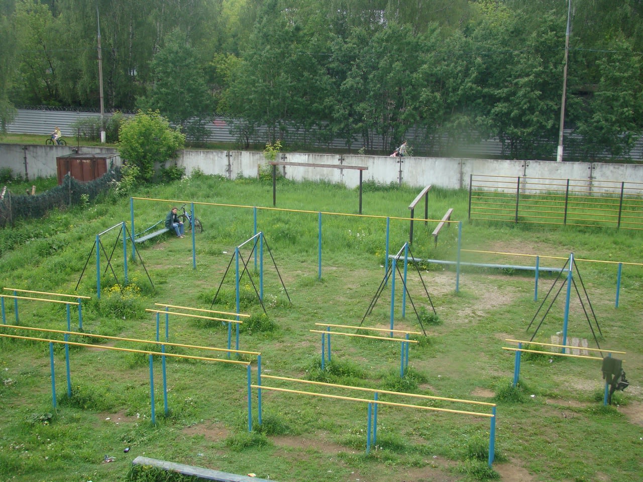 Pull Up Bar at Calisthenics Park at улица Заречье, Москва #wp1987 – photo 5 of 6