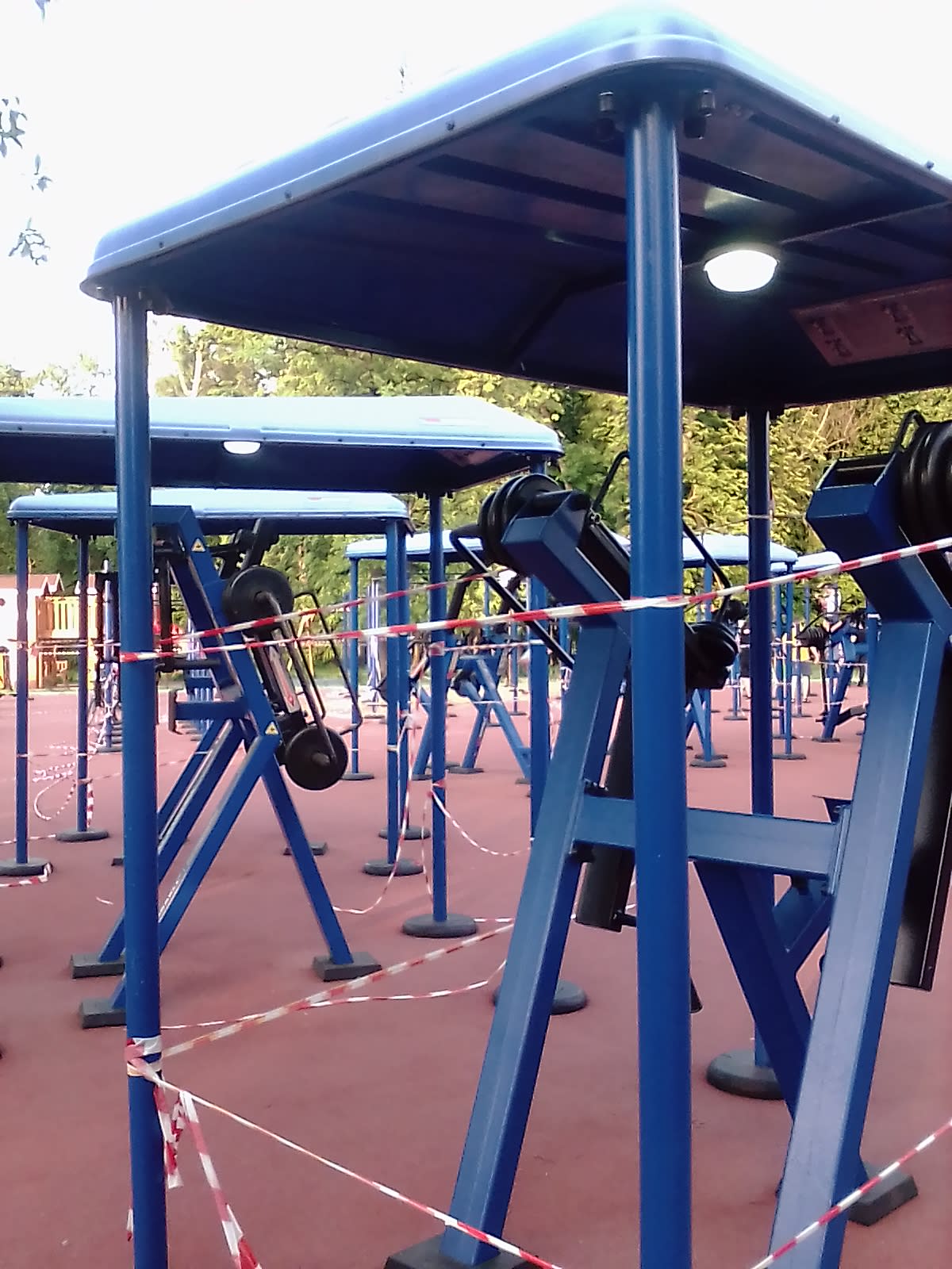 Parallel Gym Bars at Calisthenics Park at Большая Черкизовская улица, Москва #wp1991 – photo 2 of 10
