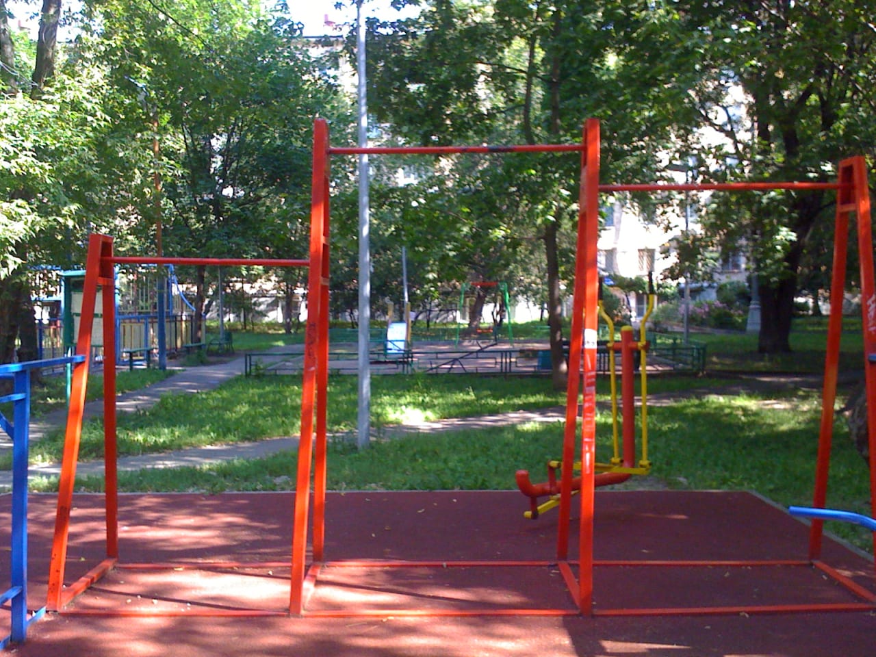 Angle Hyperextension at Calisthenics Park at Песчаный переулок, Москва #wp1992 – photo 6 of 8
