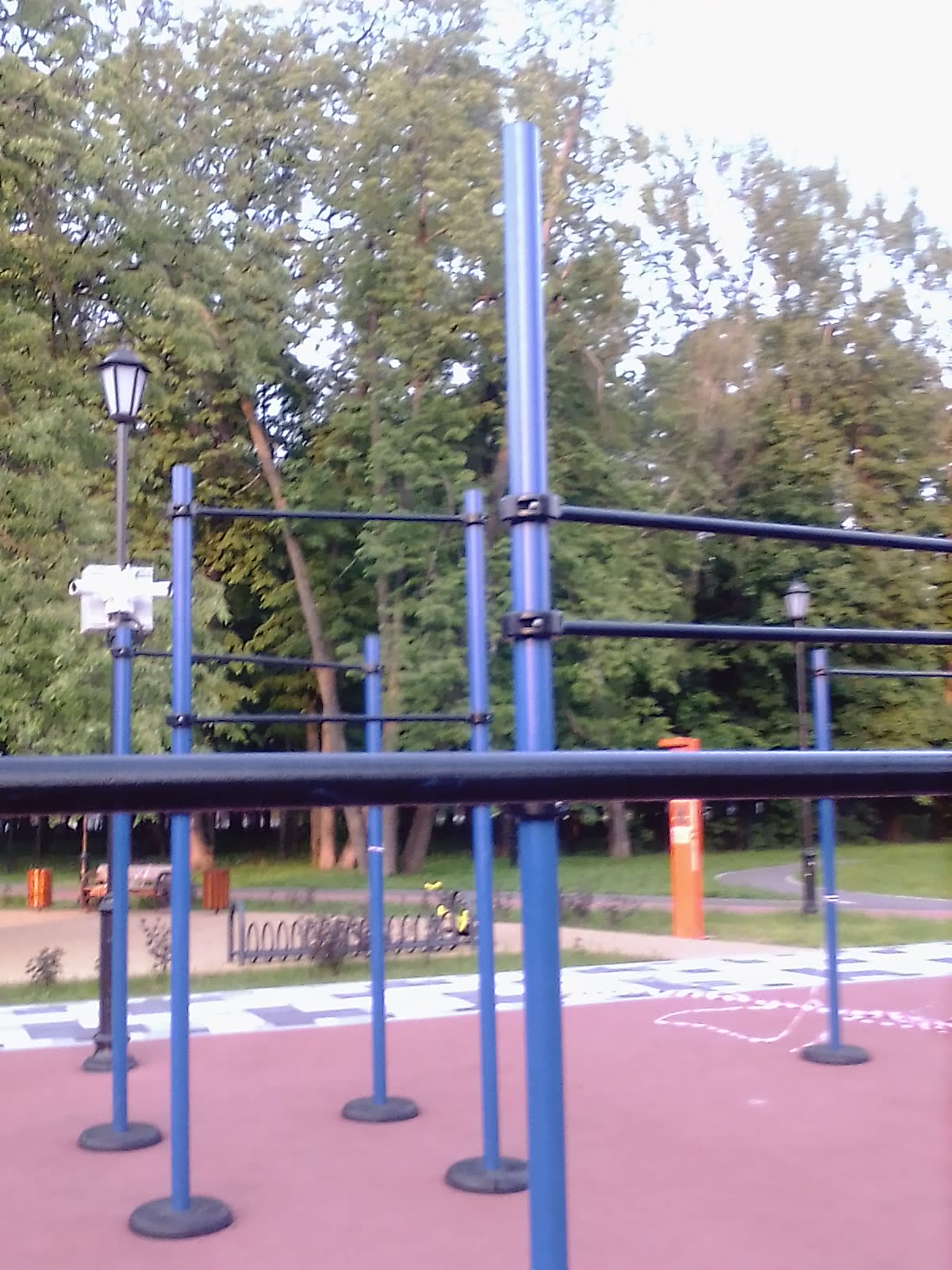 Monkey Bars at Calisthenics Park at Большая Черкизовская улица, Москва #wp1991 – photo 3 of 10