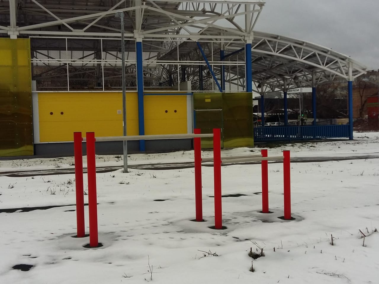 Abs Bench at Calisthenics Park at Коптевский бульвар, Москва – photo 5 of 5