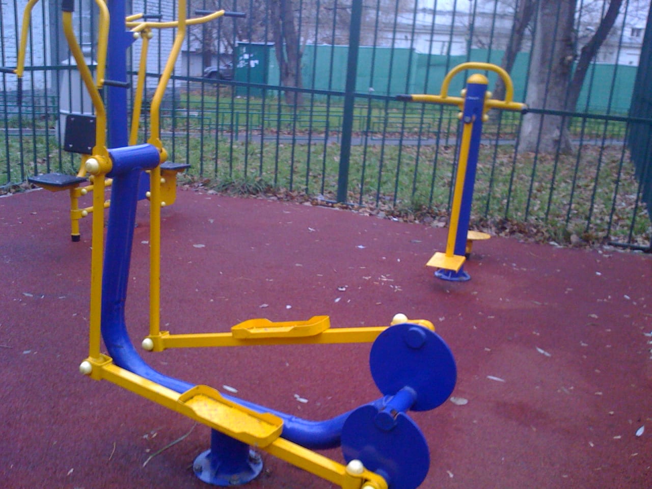 Elliptical Cross Trainer at Calisthenics Park at Гольяновская улица, Москва #wp2027 – photo 4 of 7