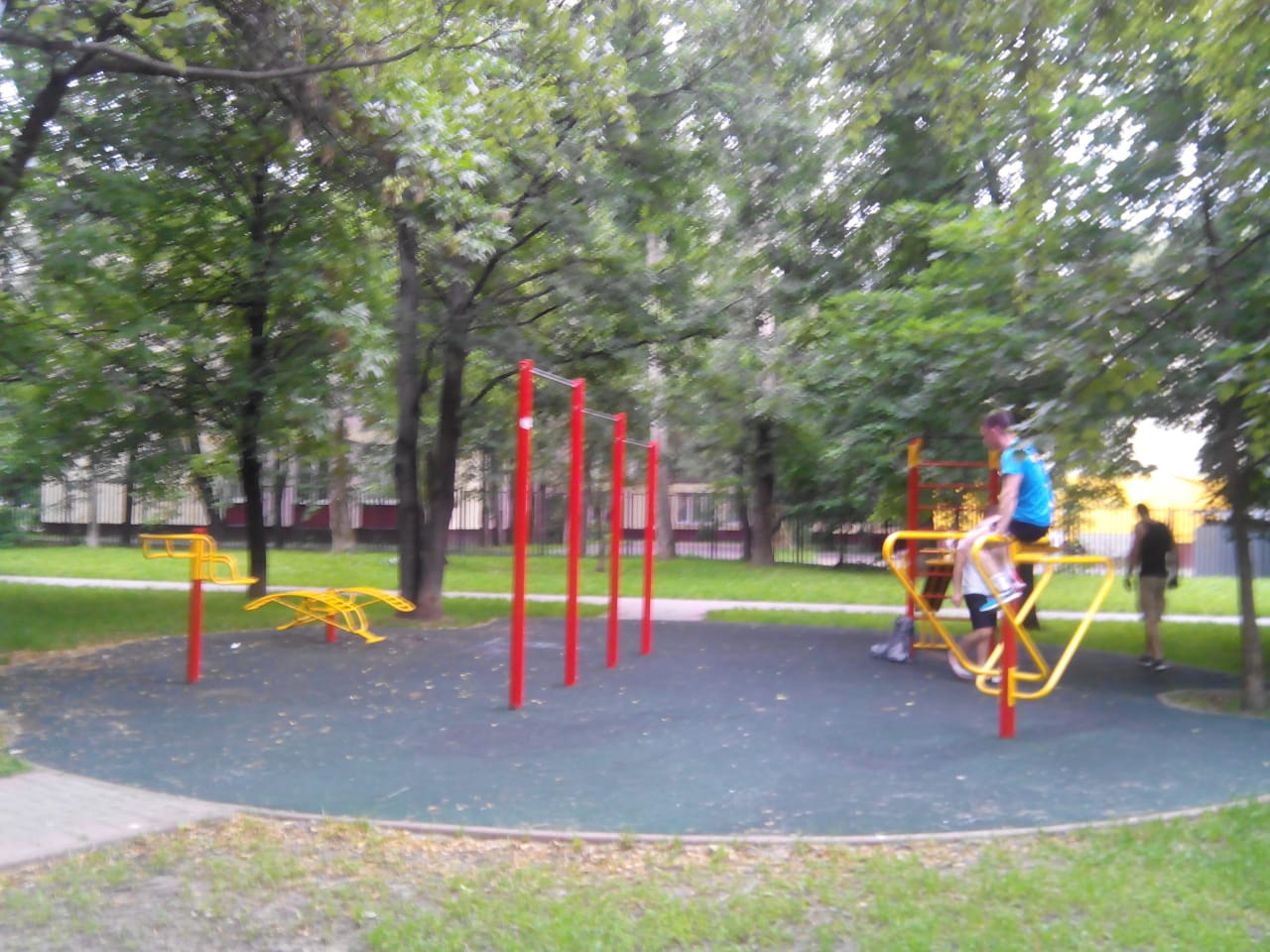 Pull Up Bar at Calisthenics Park at Кировоградская улица, Москва – photo 1 of 1