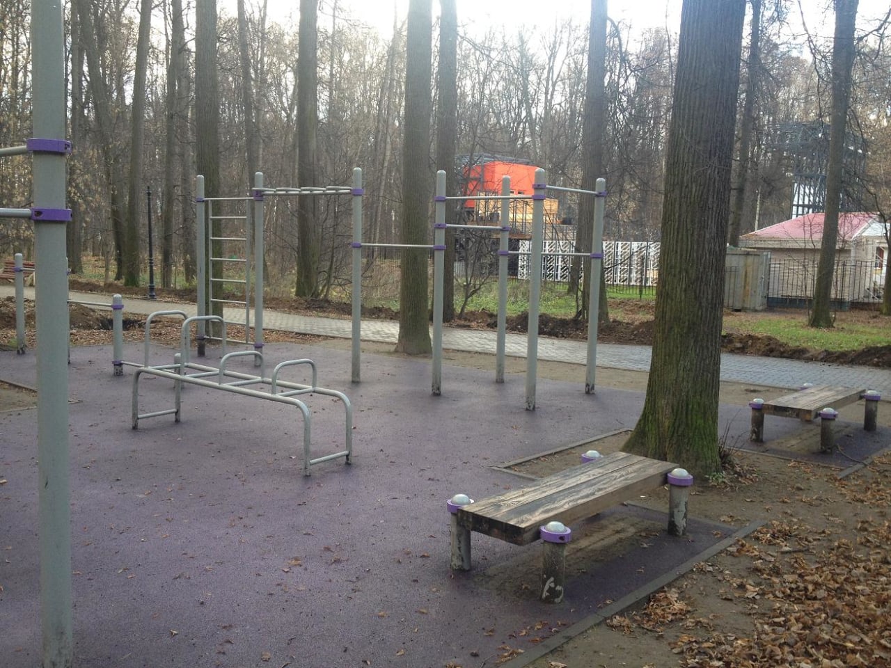 Parallel Gym Bars at Outdoor Gym in район Филёвский Парк, Москва – photo 2 of 3