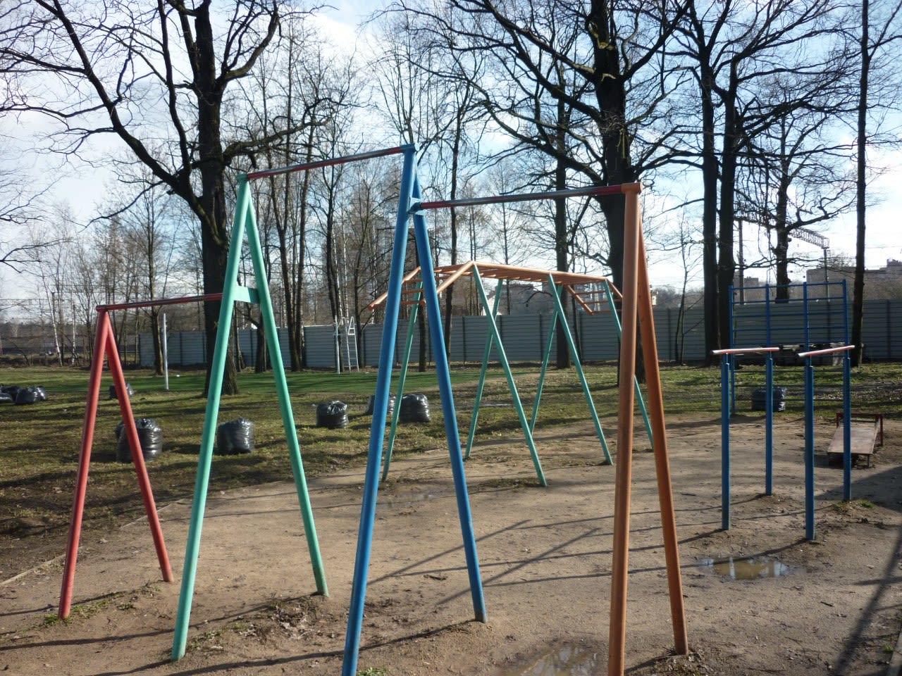 Pull Up Bar at Calisthenics Park at Железнодорожная улица, Химки – photo 1 of 4