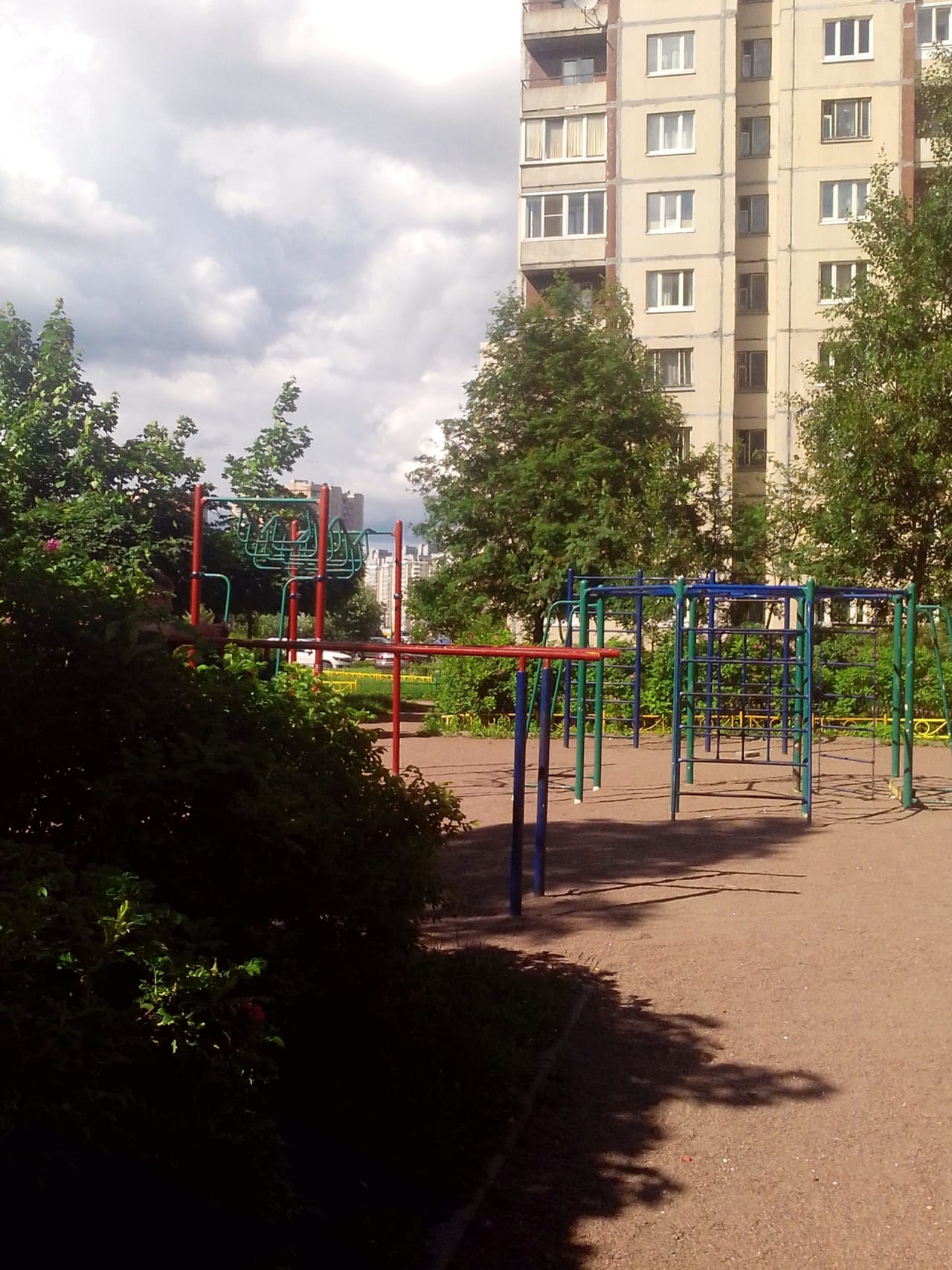Parallel Gym Bars at Calisthenics Park at Гаккелевская улица, Санкт-Петербург – photo 2 of 2